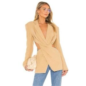 L'Academie Emmy Blazer